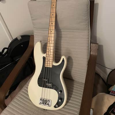 Indio Pubb Bass White Precision Seymour Duncan image 1