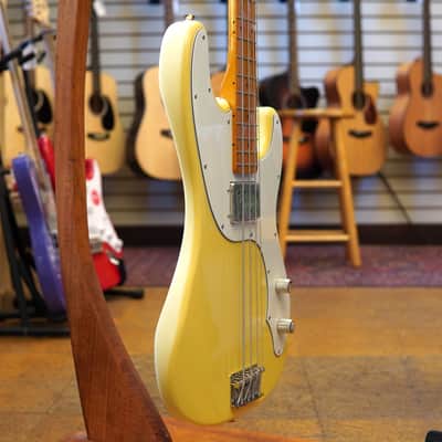 Squier Classic Vibe Telecaster Bass Vintage White image 2