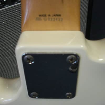 Fender Jazz Fretless MIJ Japanese bass guitar image 9