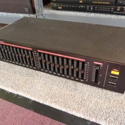 MCS 3040 Graphic Equalizer - 10 Band Dual Channel EQ - Cleaned and Tested image 2