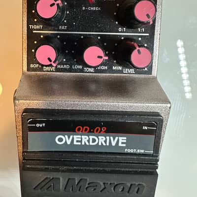 Maxon OD-02 Overdrive 1980s Black-Metalic Pink image 3