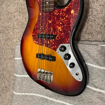 Suhr Classic J image 14