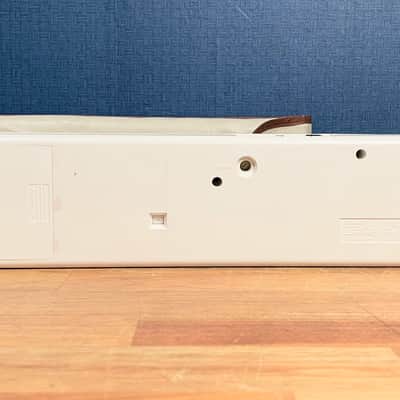 Casio VL-1 VL-Tone 29-Key Synthesizer Keyboard - White image 5