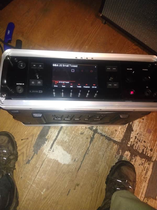 Line 6 Helix Rack with Controller 2010s - Black image 1