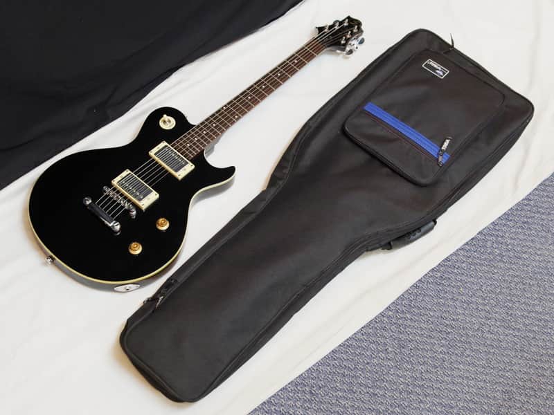 GREG BENNETT Avion AV-1 Signature Series electric GUITAR black w