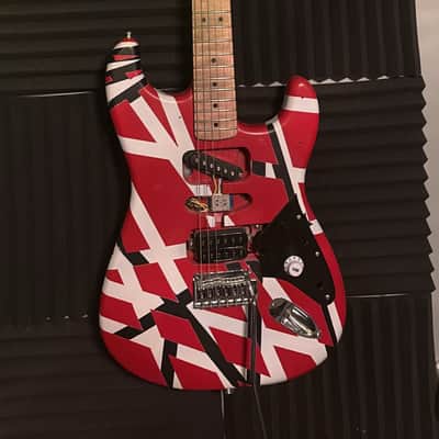 Squier Affinity Series Stratocaster with Maple Fretboard 2004 - 2013 Metallic Blue image 1