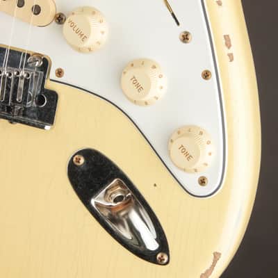 Fender Custom Shop Strat Pro NAMM 2025 Aged Vintage White/Relic image 6