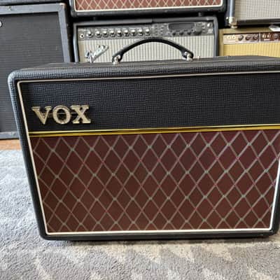 Vox AC10C1 Custom 10-Watt 1x10" Guitar Combo 2015 - 2019 - Black