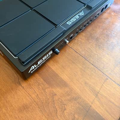 Alesis SamplePad Pro 8-Pad Percussion and Sample-Triggering Instrument - Black image 5