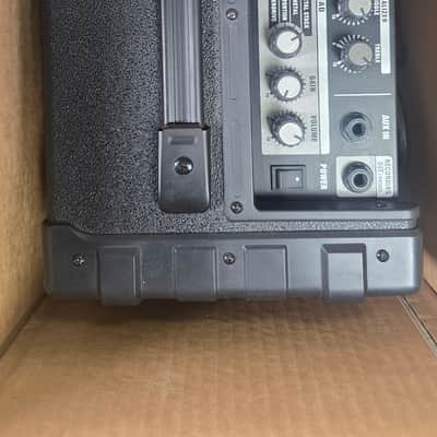 Roland CUBE-15X 15-Watt 1x8" Guitar Combo image 2