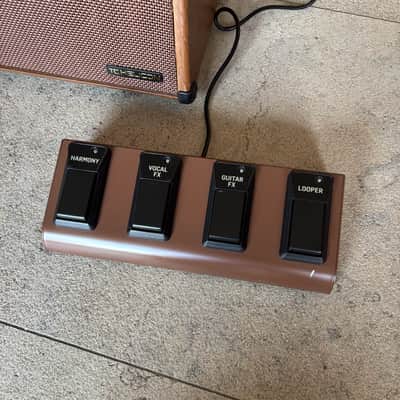 TC Helicon Harmony V100 2-Channel 100-Watt 1x10" Acoustic Guitar Combo 2021 - Present - Brown image 5