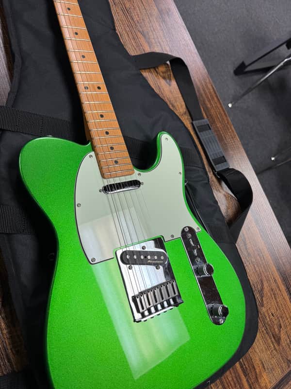 Fender Player Plus Telecaster with Maple Fretboard 2021 - Present - Cosmic Jade