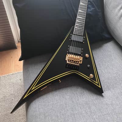 Jackson MJ Series Rhoads RR24MG 2023 Black with Yellow Pinstripes image 3