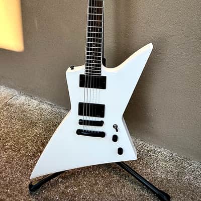 ESP LTD EX-401 SW 2023 - Snow White image 6