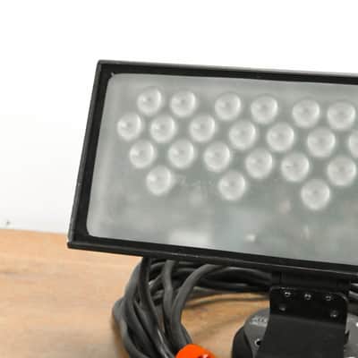 Philips Color Kinetics ColorBlast 12 Wash Light Fixture CG011PU image 3