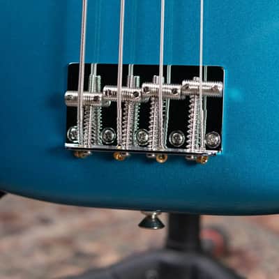 Fender Vintera III Late '60s Precision Bass - Lake Placid Blue with Gig Bag image 11