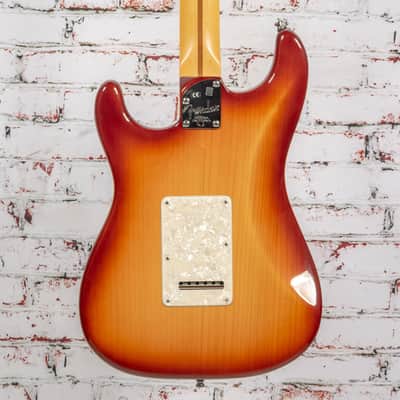 Fender - 2014 American Select Port Oford Cedar Stratocaster Electric Guitar - Sienna Sunburst - w/OHSC - x3893 - USED image 5