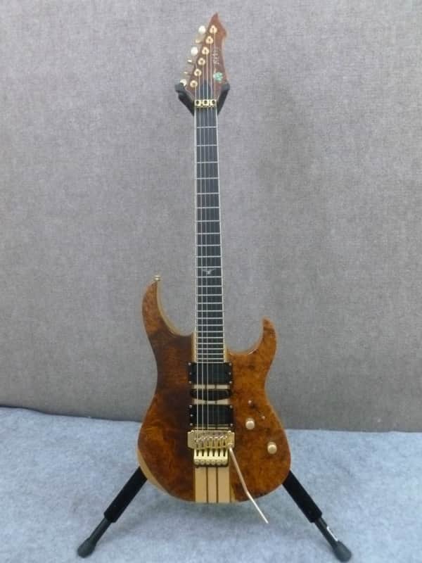 RWG Raven West Guitars Double Cutaway Strat Style guitar Natural