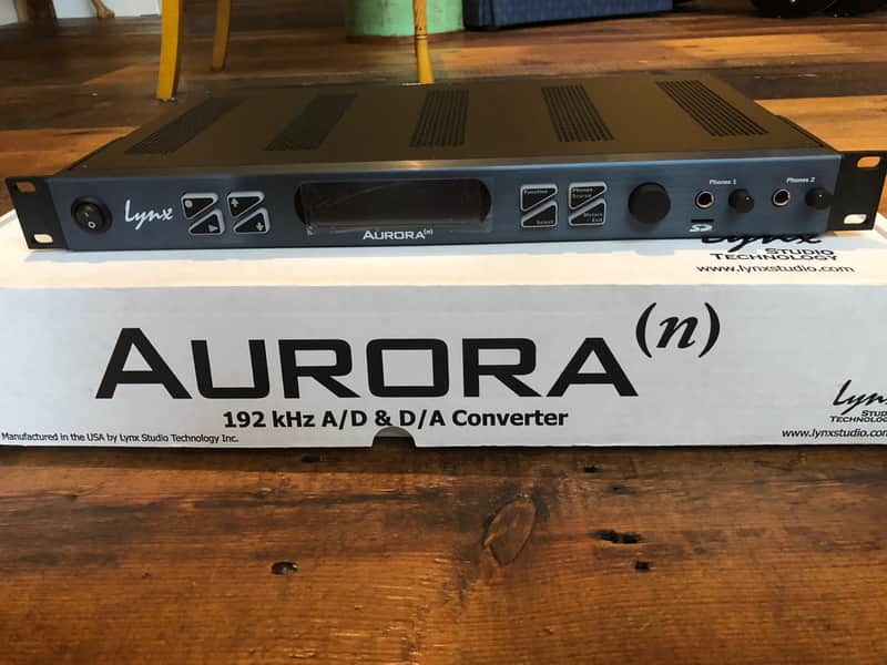 Lynx Aurora 1608-TB (n) with 2 Pre-installed LM-PRE4 Modules and 1 LT-TB Card 2018 image 1