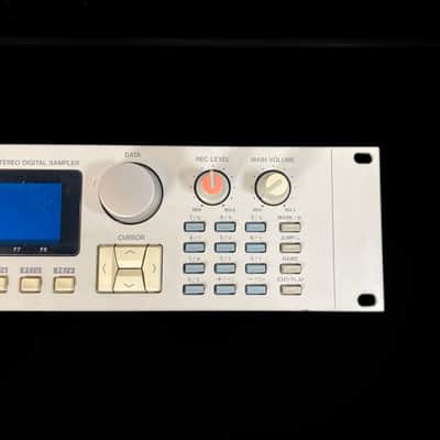 Akai S2800 1992 Bild 3