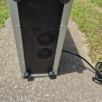 XSPRO 19" 4U early 2000's - Black formica/brushed aluminum over 3/8" plywood image 4