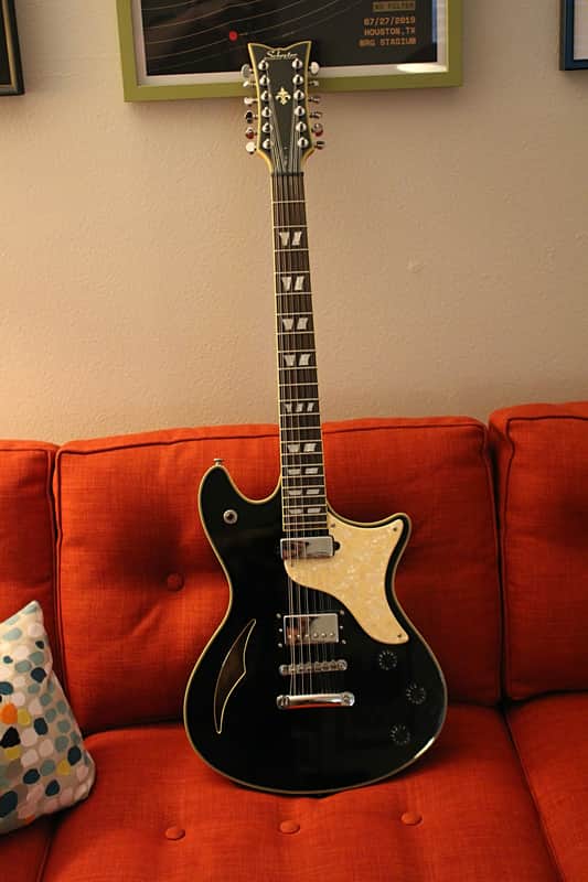 2004 Schecter Diamond Series TSH-12 Electric Guitar in Gloss Black image 1