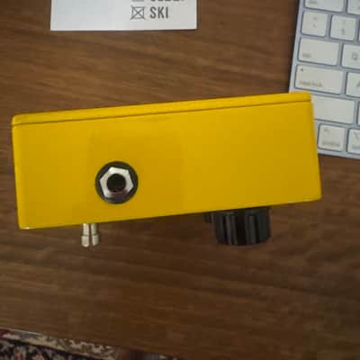 JHS Overdrive / Preamp Limited Edition 2026 - Yellow image 3