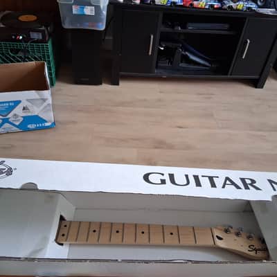 Squier Telecaster 2023 - Satin image 2