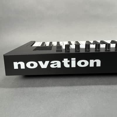 Novation Launchkey 49 MKIV MIDI Keyboard Controller - Black image 13