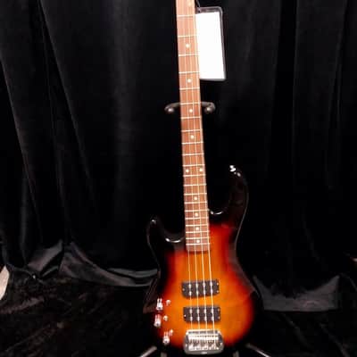 日本製 G&L L-2000 TRIBUTE Slim Neck Type G&L L-2000 TRIBUTE Slim Neck Type Made in Japan Black (S/N:4120013