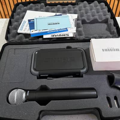 Shure PGX24 / SM58 Wireless Handheld Microphone System w/ SM58 Mic, Case & Manual (Band H6 524–548 MHz) image 1