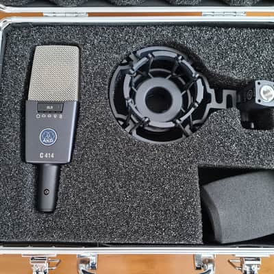AKG C414 XLS Large Diaphragm Multipattern Condenser Microphone 2010s - Black image 5