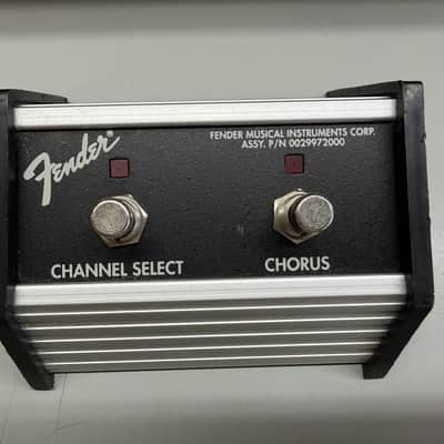 Fender Footswitch for Princeton® Chorus, Ultimate Stereo Chorus, Automatic GT, Automatic SE and M80 Chorus amplifiers 0029972000 image 3
