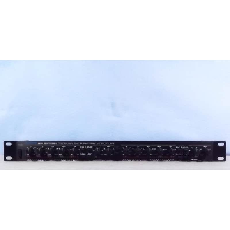Alesis 3630 Dual-Channel Compressor / Limiter with Gate image 1