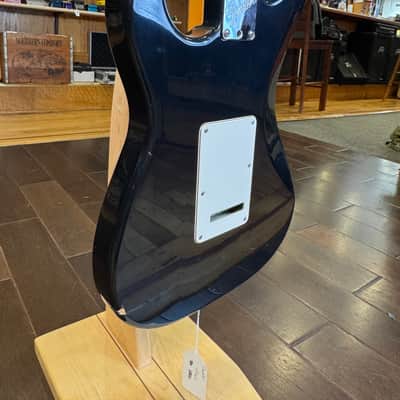Fender Stratocaster image 9