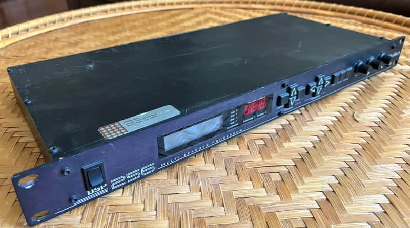 Digitech DSP 256 Multi Effects Processor image 1