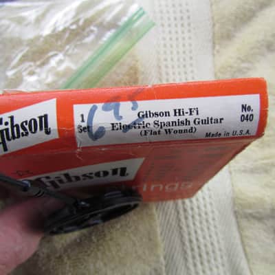 Vintage Gibson Hi-Fi Electric Spanish Guitar Strings in Box Flatwound Strings Incomplete Set Rough Condition Box READ ENTIRE DESCRIPTION image 1