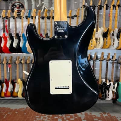 Fender American Stratocaster 2002 Black Mn image 6