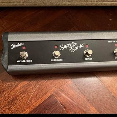 Fender Super-Sonic 112 2-Channel 60-Watt 1x12" Guitar Combo 2006 - 2011 image 3
