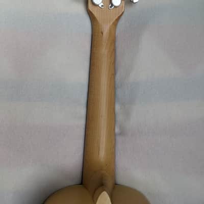 Brunswick BU5CE Ukulele - Concert Size - Electro Acoustic - Maple Finish - Gig Bag - image 12