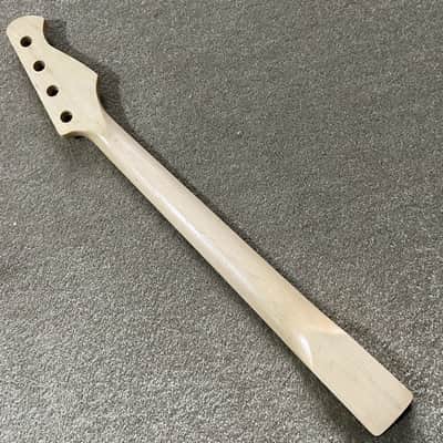 Harley Benton 4 String Bass Neck, Rosewood Fretboard 19 Frets image 4