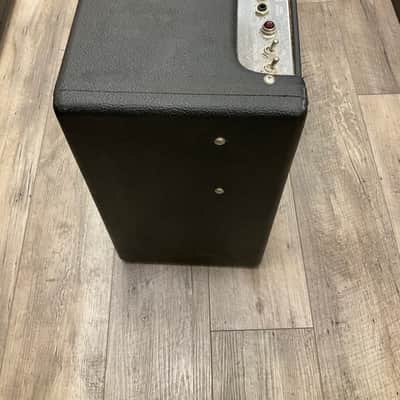 Fender Hot Rod DeVille 212 3-Channel 60-Watt 2x12" Guitar Combo 1996 - 2001 - Black image 6