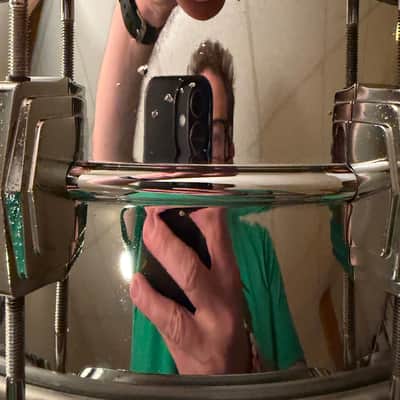 Ludwig No. 402 Supraphonic 6.5x14" 10-Lug Aluminum Snare Drum with Pointed Blue/Olive Badge 1969 - 1979 - Chrome-Plated image 13