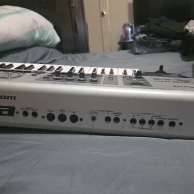 Roland Fantom Xa 61-Key Workstation Keyboard 2004 - 2006 - Silver image 9