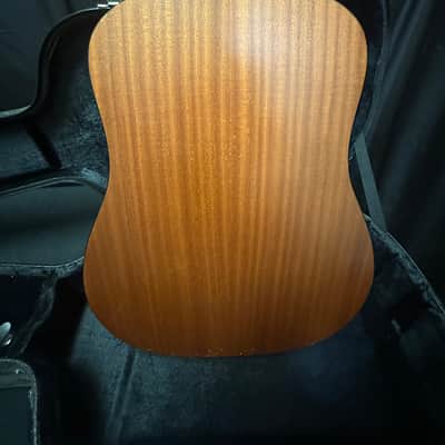 Taylor 210 Acoustic Guitar W/OHSC image 8