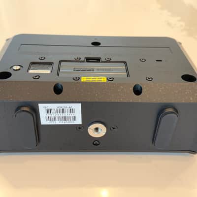 Roland Acoustic Chorus Mobile AC Battery-Powered Guitar Amp image 7