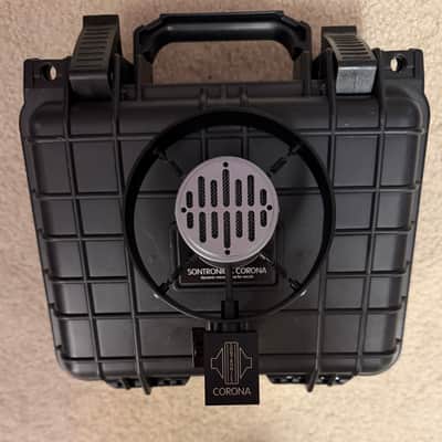 Sontronics Corona w/case image 1