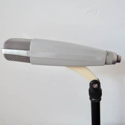 Sennheiser MD 421-N Cardioid Dynamic Microphone image 3