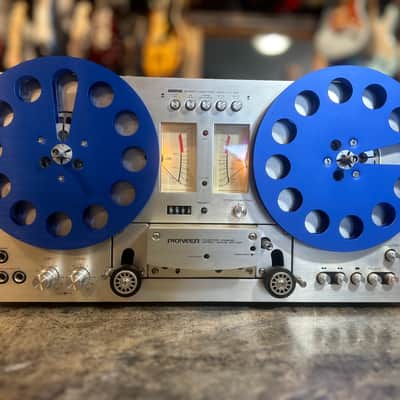 Pioneer RT-701 Vintage Hi-Fi Reel-to-reel deck, Silverface image 2