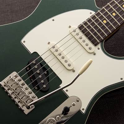 Reverend Pete Anderson Eastsider Baritone Satin Outfield Ivy image 6